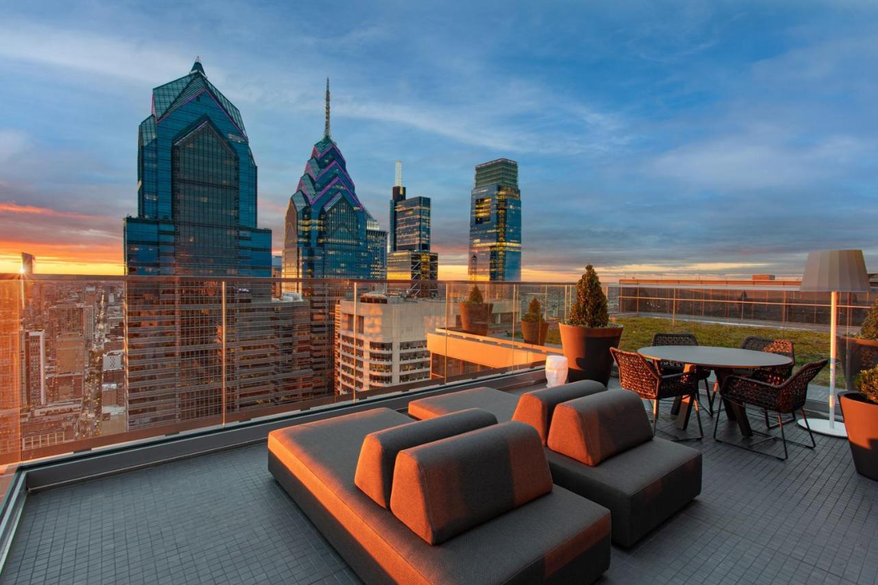 W Philadelphia Hotel Exterior photo
